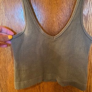 Green, very cropped, ribbed tank. Super soft size M
